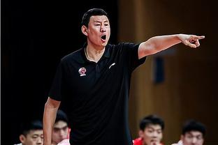 你得来一这个！FIBA晒知名野球手杨政掰脚投三分视频调侃詹姆斯